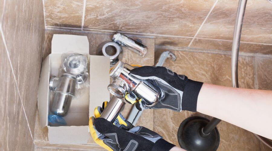 Professional gutter cleaning in Middleton, ID